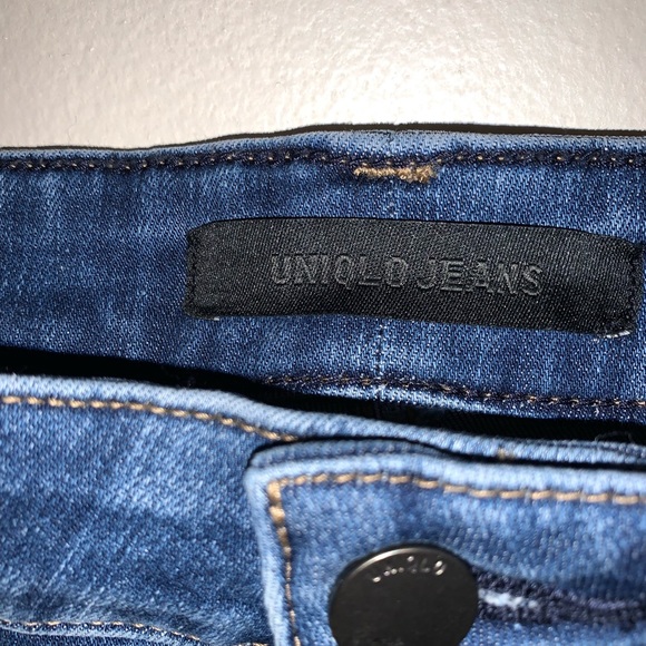 EUC Uniqlo Jeans - Picture 2 of 5